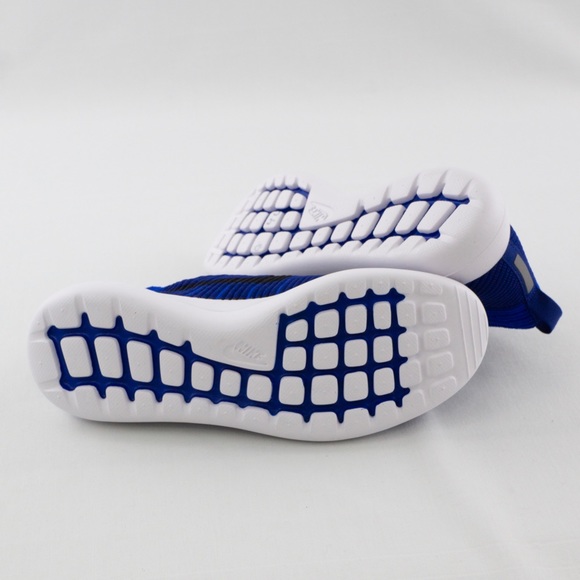 Nike Roshe Two Flyknit V2 - Picture 5 of 5